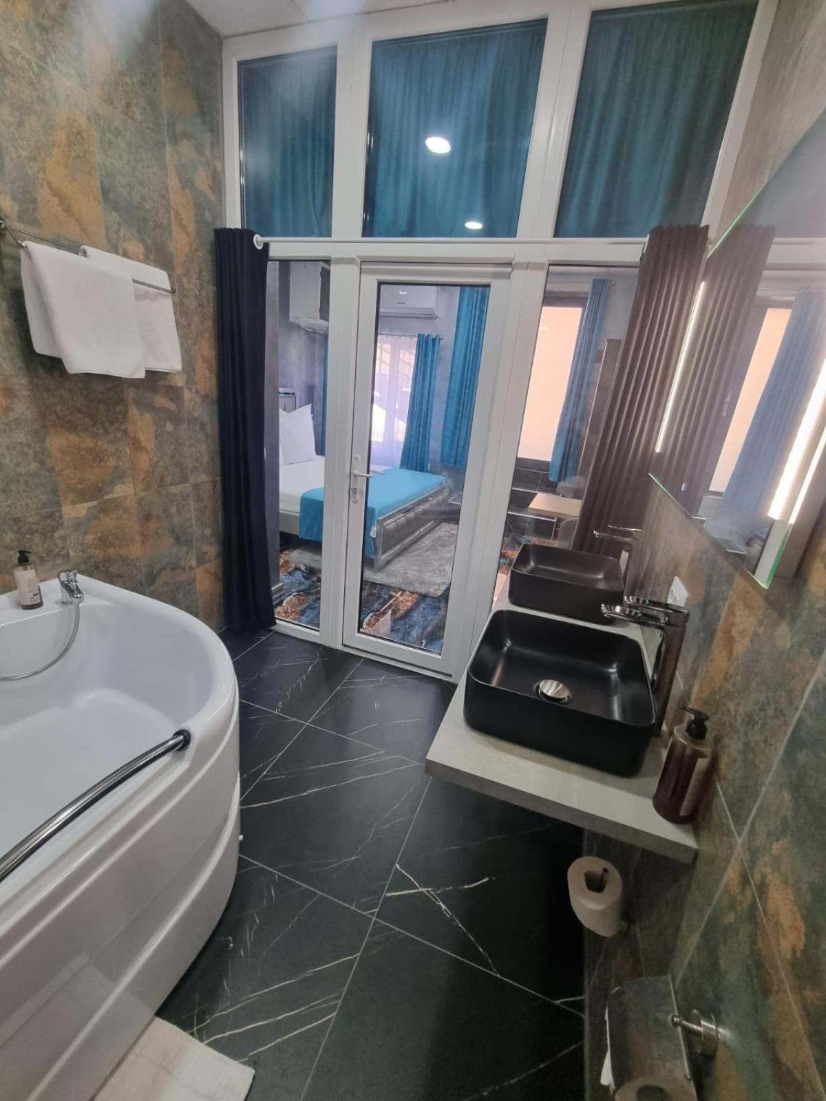 Poet Palace 4* Bucarest